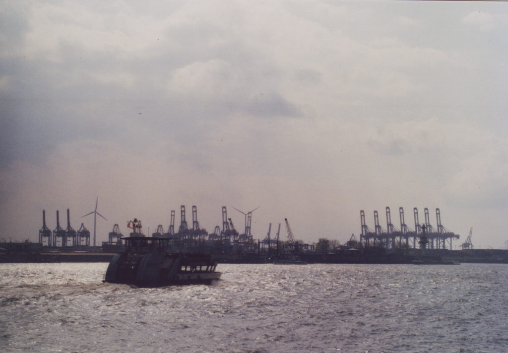 Kräne am Hamburger Hafen